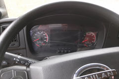 时骏 格奥雷重卡 300马力 6X4 5.8米自卸车(LFJ3255G1)