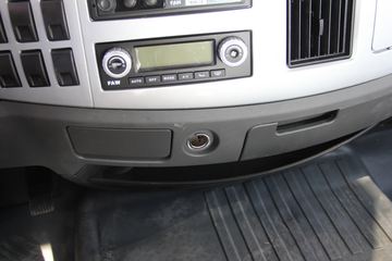 һ����� J6L�п� 164���� 4X2 6.8���ػ�������ͼƬ