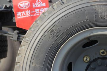 һ����� J6L�п� 164���� 4X2 6.8���ػ�������ͼƬ