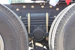 一汽解放 J6P重卡 350马力 6X4牵引车(危险品运输)(CA4250P66K2T1A1E4)