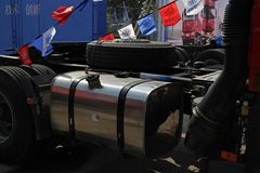 一汽解放 J6P重卡 350马力 6X4牵引车(危险品运输)(CA4250P66K2T1A1E4)