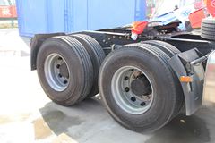 一汽解放 J6P重卡 350马力 6X4牵引车(危险品运输)(CA4250P66K2T1A1E4)