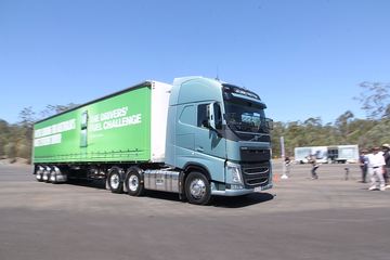 沃尔沃新FH&nbsp;牵引车外观                                                图片