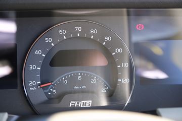 �ֶ��� ��FH16�ؿ� 600���� 6X4 ǣ����(�Ĵ����ǰ�����ȫ�ҳ�)ͼƬ