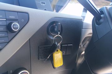 �ֶ��� ��FH16�ؿ� 600���� 6X4 ǣ����(�Ĵ����ǰ�����ȫ�ҳ�)ͼƬ