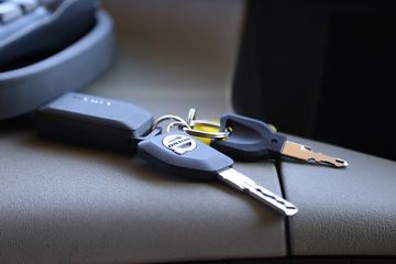 �ֶ��� ��FH16�ؿ� 600���� 6X4 ǣ����(�Ĵ����ǰ�����ȫ�ҳ�)ͼƬ