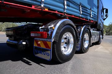 �ֶ��� ��FH16�ؿ� 600���� 6X4 ǣ����(�Ĵ����ǰ�����ȫ�ҳ�)ͼƬ