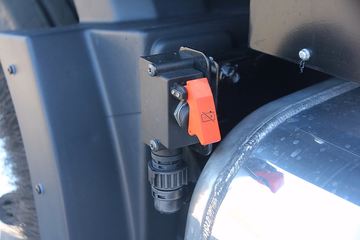 �ֶ��� ��FH16�ؿ� 600���� 6X4 ǣ����(�Ĵ����ǰ�����ȫ�ҳ�)ͼƬ