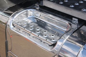 �ֶ��� ��FH16�ؿ� 600���� 6X4 ǣ����(�Ĵ����ǰ�����ȫ�ҳ�)ͼƬ