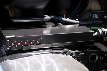 �ֶ��� ��FH16�ؿ� 600���� 6X4 ǣ����(�Ĵ����ǰ�����ȫ�ҳ�)ͼƬ