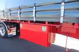 沃尔沃FH16&nbsp;牵引车上装                                                图片