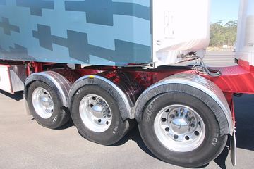 �ֶ��� ��FH16�ؿ� 600���� 6X4 ǣ����(�Ĵ����ǰ�����ȫ�ҳ�)ͼƬ