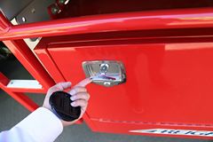 沃尔沃 新FH16重卡 600马力 6X4 牵引车(澳大利亚版三节全挂车)