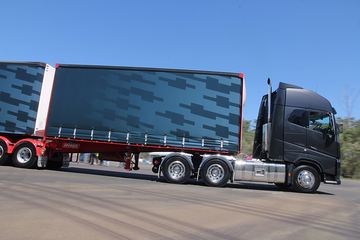 �ֶ��� ��FH16�ؿ� 600���� 6X4 ǣ����(�Ĵ����ǰ�����ȫ�ҳ�)ͼƬ