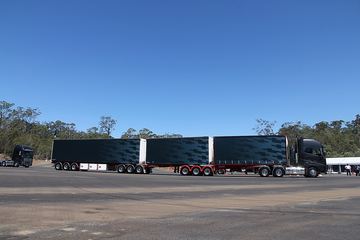 �ֶ��� ��FH16�ؿ� 600���� 6X4 ǣ����(�Ĵ����ǰ�����ȫ�ҳ�)ͼƬ