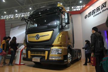东风商用车 天龙旗舰KX 480马力 6X4 AMT自动挡牵引车(DFL4251A)