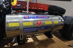 东风华神 御龙重卡 260马力 4X2 LNG牵引车(EQ4160GLN)