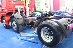 陕汽 德龙M3000重卡 340马力 6X2 牵引车(SX4257GR279)