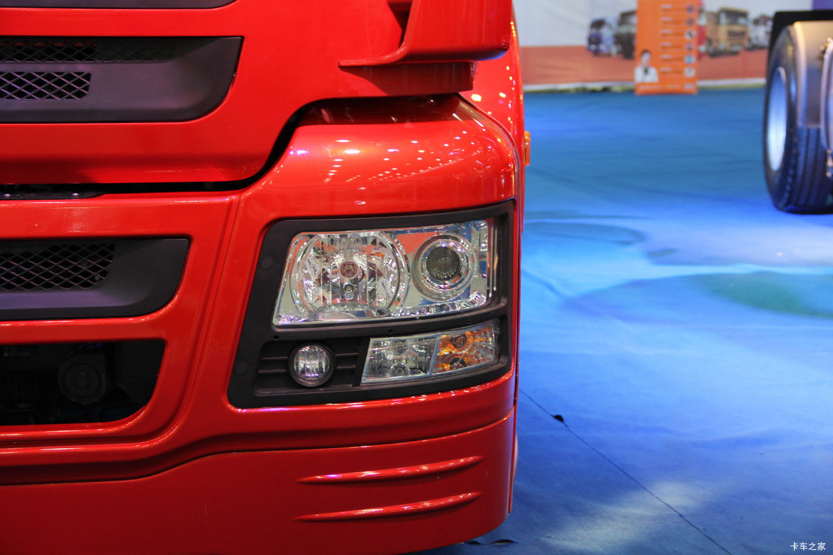 ؿ M3000 336 6X2 LNGǣ(SX4257GR279TL)                                                