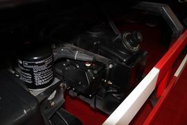 一汽解放底盘&nbsp;油罐车底盘图片