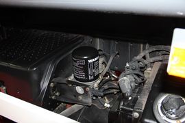 一汽解放底盘&nbsp;油罐车底盘图片