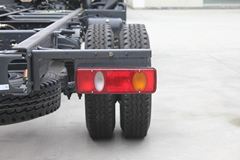 东风商用车 天锦中卡 160马力 4X2 6.2米排半载货车(DFL1120B18)