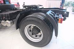 东风柳汽 霸龙重卡 340马力 6X2 牵引车