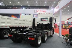 广汽日野 700系列重卡 380马力 6X4牵引车(YC4250SS2PK4)