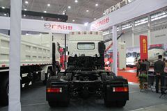 广汽日野 700系列重卡 380马力 6X4牵引车(YC4250SS2PK4)