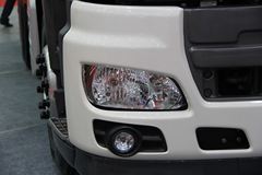广汽日野 700系列重卡 380马力 6X4牵引车(YC4250SS2PK4)