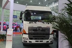 广汽日野 700系列重卡 380马力 6X4牵引车(YC4250SS2PK4)