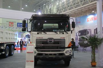广汽日野 700系列 325马力 6X4 6方混凝土搅拌车底盘