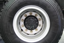 广汽日野700 混凝土搅拌车底盘                                                图片