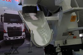 广汽日野700&nbsp;混凝土搅拌车上装                                                图片