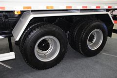 广汽日野 700系列重卡 350马力 8X4 8米自卸车(YC3310FY2PY4)