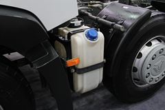 中国重汽 HOWO T5G重卡 340马力 6X2牵引车(ZZ4257N25CGD1)