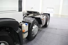 中国重汽 HOWO T5G重卡 340马力 6X2牵引车(ZZ4257N25CGD1)