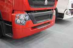 中国重汽 HOWO-T7H重卡 430马力 6X4 牵引车（ZZ4257V324HC1B）