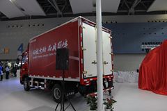 跃进 超越C500-33 141马力 4米单排厢式轻卡(NJ5041XXYZFDCWZ)