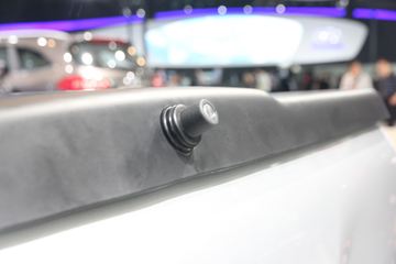 2013��� �� 2.4L���� ���� ˫��Ƥ��(LX)ͼƬ