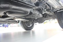 2013款江铃 域虎 2.4L柴油 四驱 双排皮卡(LX)