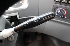 上汽红岩 杰狮M100重卡 390马力 6X4牵引车(国四)(CQ4255HTG334)