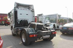 中国重汽 汕德卡SITRAK C7H重卡 400马力 4X2牵引车