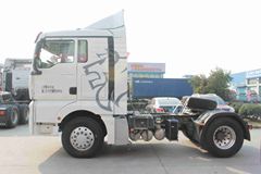 中国重汽 汕德卡SITRAK C7H重卡 400马力 4X2牵引车