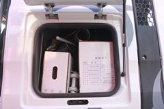 中国重汽 汕德卡SITRAK C7H重卡 400马力 4X2牵引车