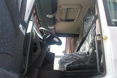 中国重汽 汕德卡SITRAK C7H重卡 440马力 6X4牵引车(危险品运输车)