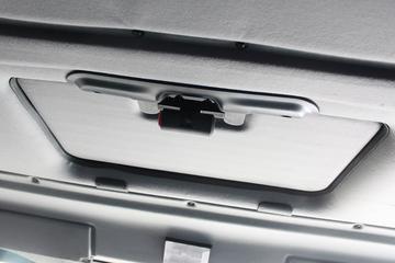 �������� ��ʨ�ؿ� 350���� 6X4 LNGǣ����ͼƬ