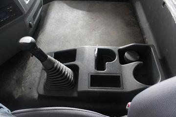 �������� ��ʨ�ؿ� 350���� 6X4 LNGǣ����ͼƬ