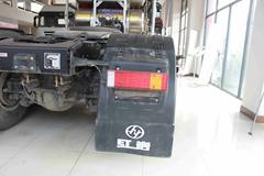上汽红岩 杰狮重卡 350马力 6X4 LNG牵引车(CQ4256HTG384T)