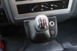 绿卡城配版&nbsp;载货车驾驶室                                               图片